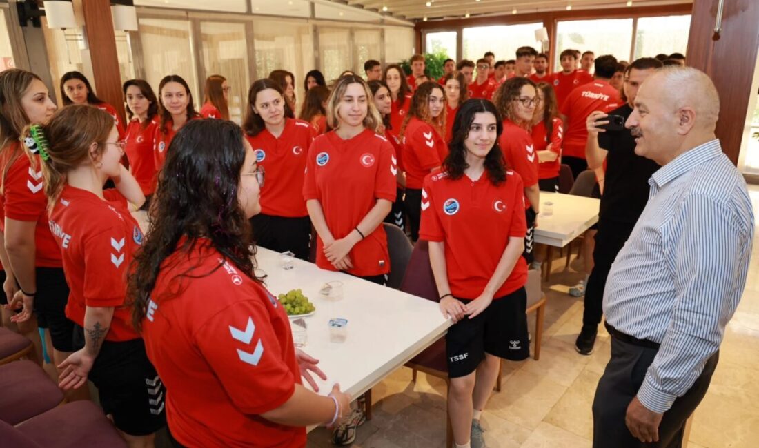 Gebze'nin ev sahipliğinde düzenlenen Sualtı Hokeyi Dünya Şampiyonası heyecanı sürerken,
