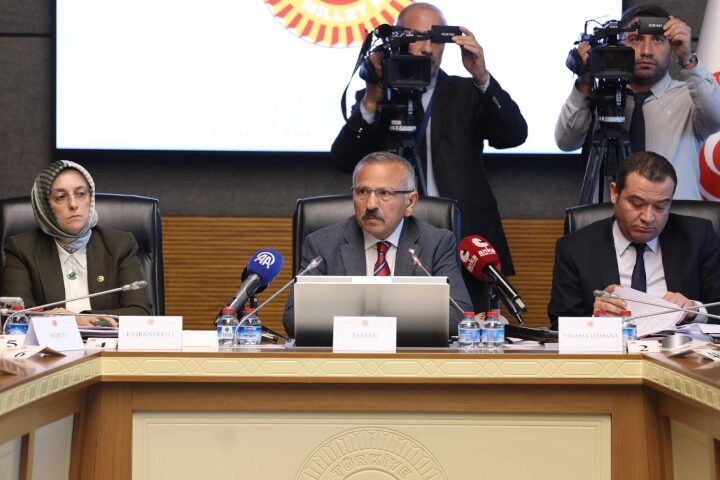 TBMM'de kurulan Meclis Araştırma Komisyonu'nda okullarda yaşanan şiddet olayları ve