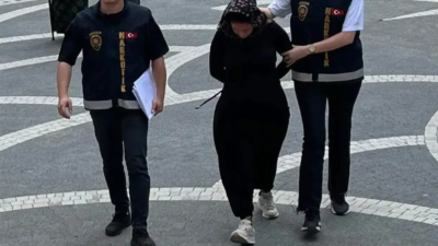 Akşehir Cezaevine oğlunu ziyarete gelen bir kadın, yapılan aramada gizlediği