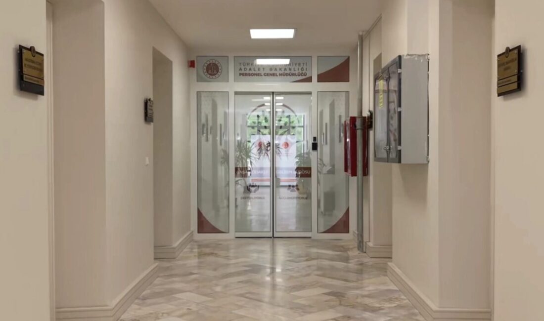 Adalet Bakanlığı Personel Genel Müdürlüğü, merkez teşkilatı ve adliyelerde görev
