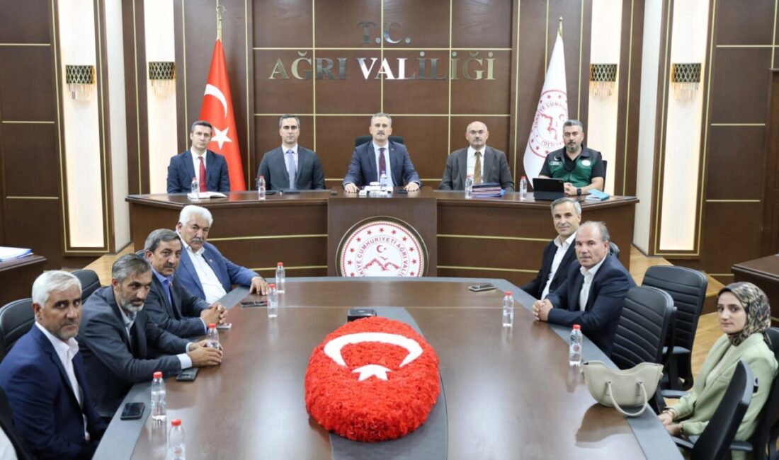 Ağrı Valisi Önder Bozkurt, Diyadin, Patnos, Doğubayazıt, Taşlıçay ve Merkez