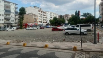 Edirne Keşan'da yıkılan Ali Paşa Çarşısı'nın boş kalan arazisi, bölgedeki