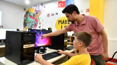 Antalya'da Muratpaşa Belediyesi Abdullah Sevimçok Sivil Toplum ve İnovasyon Merkezi’nde