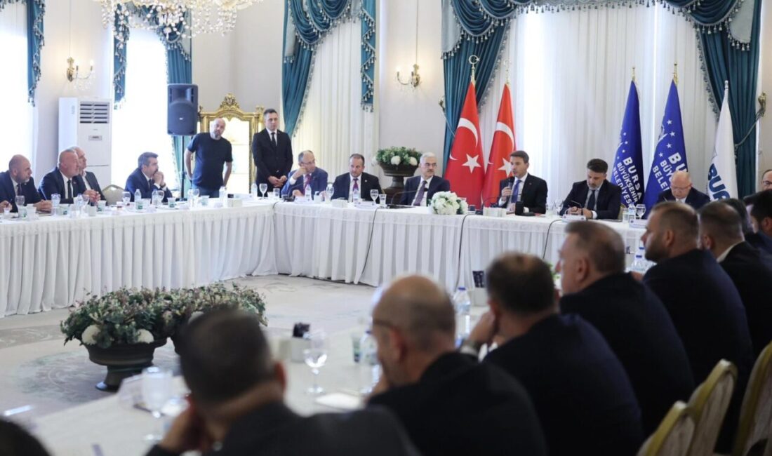 Enerji ve Tabii Kaynaklar Bakanı Alparslan Bayraktar, Bursa Büyükşehir Belediye