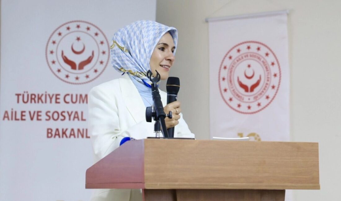 Aile ve Sosyal Hizmetler Bakanı Mahinur Özdemir Göktaş, Diyarbakır’da 22’ncisi