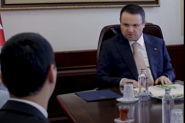 Adalet Bakanı Akın Gürlek, Muhsin Yazıcıoğlu’nun eşi Gülefer Yazıcıoğlu ve