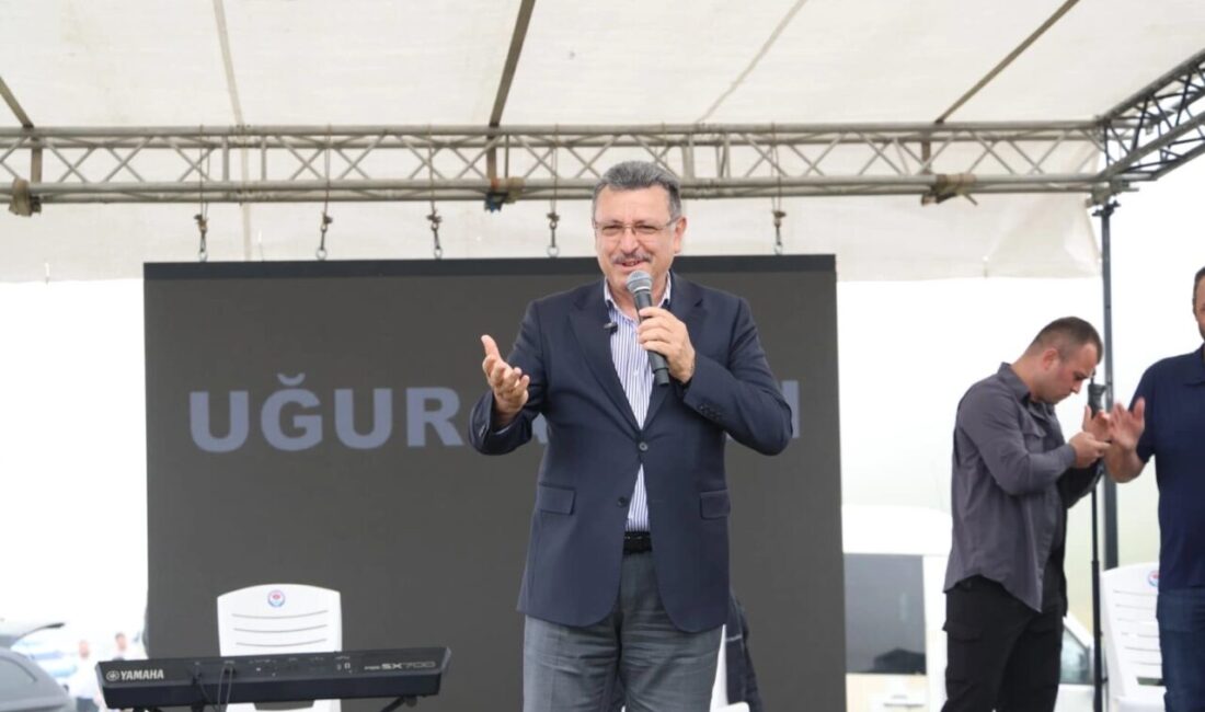 Trabzon Büyükşehir Belediye Başkanı Ahmet Metin Genç, Köprübaşı Belediyesi ve
