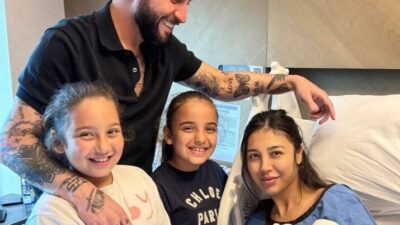 Şarkıcı Berkay ve eşi Özlem Ada Şahin, Maslak Acıbadem Hastanesi’nde