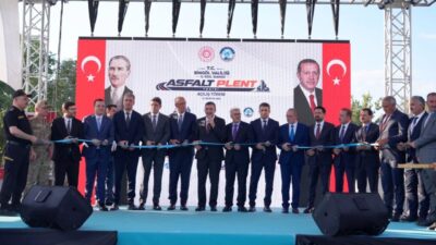 Cumhurbaşkanı Yardımcısı Cevdet Yılmaz, memleketi Bingöl’de köy ve mezralara uzanan