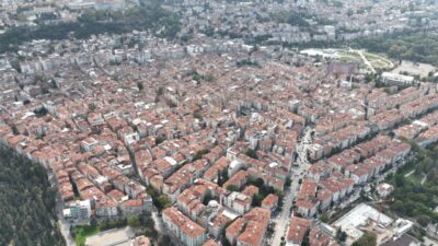 Bursa Büyükşehir Belediye Başkan Vekili Şahin Biba, Osmangazi ilçesindeki 82