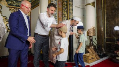 Bursa Büyükşehir Belediyesi Başkan Vekili Şahin Biba, alemlere rahmet olarak