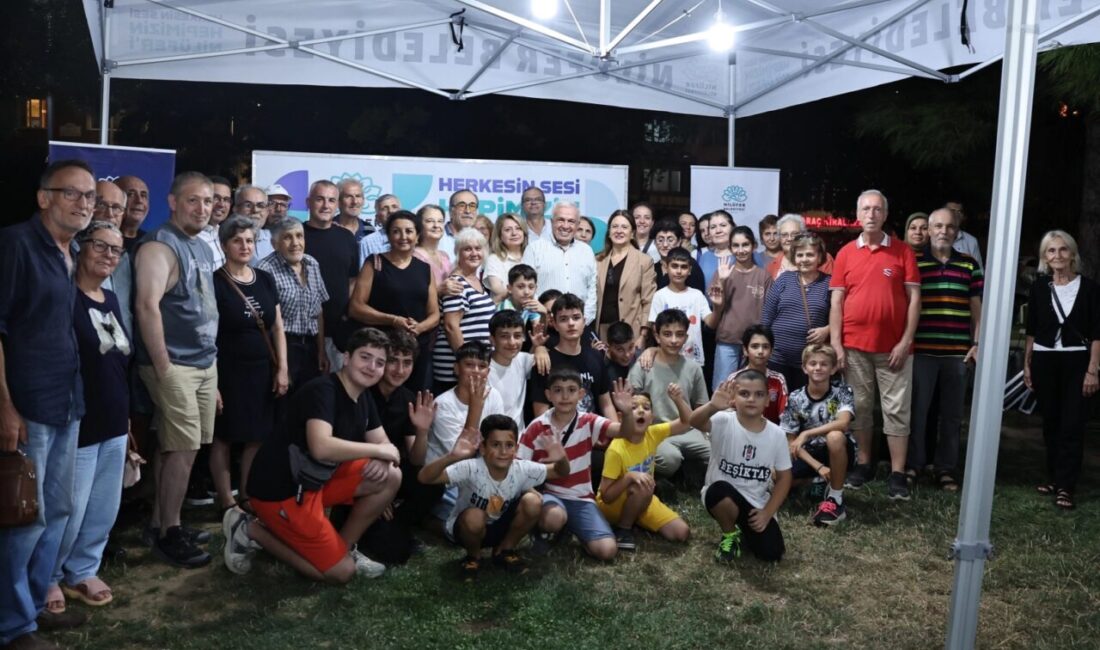 Bursa'da Esentepe Mahallesi sakinleri ile bir araya gelen Nilüfer Belediye