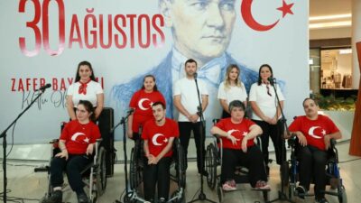 Bursa'da Osmangazi Belediyesi Engelli Gündüz Bakım Merkezi (OBAM) üyeleri, 30