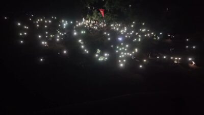 Bursa'da Yenişehir Belediyesi tarafından Çiçeközü Göleti’nde düzenlenen Perseid Meteor Yağmuru