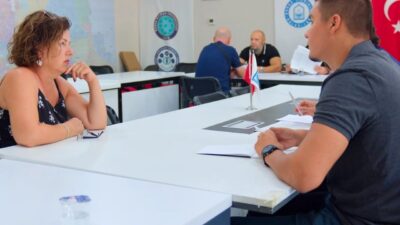 Bursa Yıldırım Belediyesi, istihdama yönelik projeleriyle de vatandaşların yaşamına dokunmaya devam