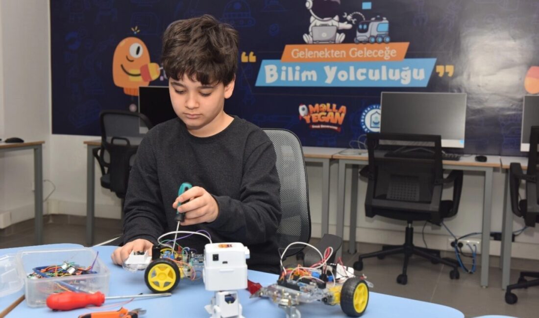 Bursa'da Yıldırım Belediyesi, 30 Ağustos Zafer Bayramı’nın coşkusunu bilim ve