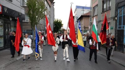 Bursa’da Balkan kültürünü buluşturan 20. Osmangazi Belediyesi Uluslararası NAKEM Balkan