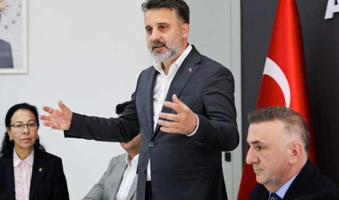 Bursa Büyükşehir Belediyesi Başkan Vekili Şahin Biba, ilçe ziyaretleri kapsamında