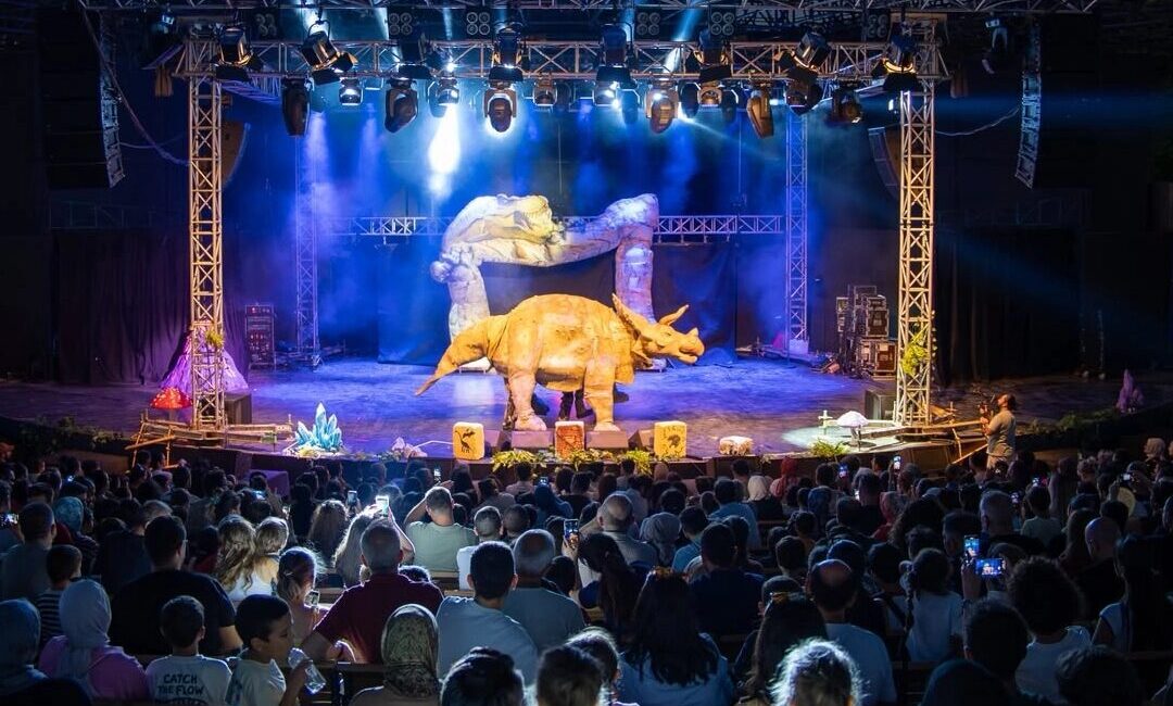 Bursa Büyükşehir Belediyesi’nin kültür sanat vizyonunu yansıtan Uluslararası Bursa Festivali,