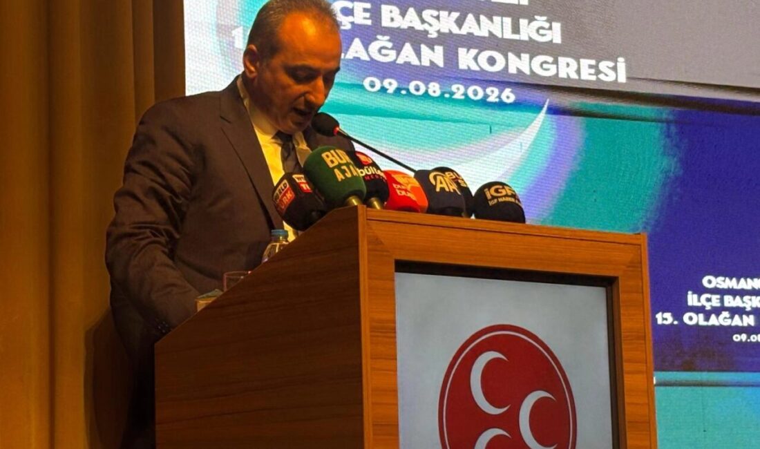 Bursa'da MHP Osmangazi İlçe Başkanlığı'nın 15. Olağan İlçe Kurultayı’nda tek