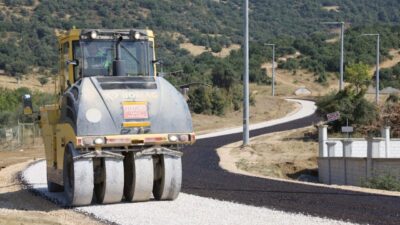 Bursa Büyükşehir Belediyesi, il genelinde sürdürdüğü ulaşım ağını güçlendirme yatırımları