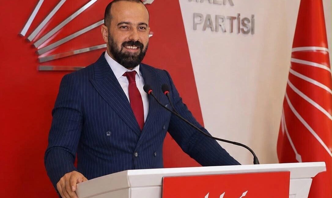 CHP Ağrı Merkez İlçe Başkanlığı görevine Serdar Yılmaz atandı. CHP