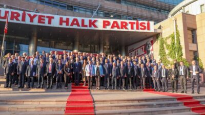 CHP’nin 81 il başkanı, Ankara’daki Genel Merkez’de bir araya gelerek