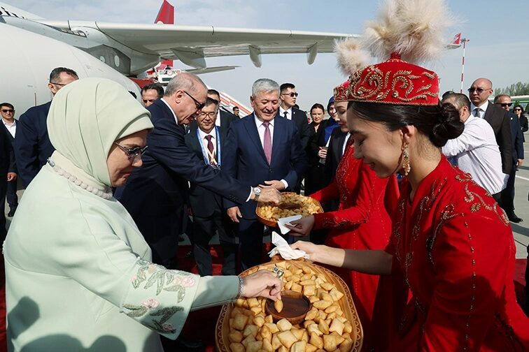 Cumhurbaşkanı Recep Tayyip Erdoğan, Şanghay İşbirliği Teşkilatı Zirvesi'ne katılmak üzere