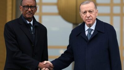 Cumhurbaşkanı Recep Tayyip Erdoğan, Ruanda Cumhurbaşkanı Paul Kagame ile bir