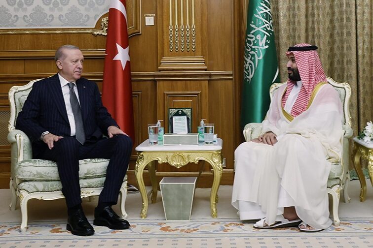 Cumhurbaşkanı Recep Tayyip Erdoğan, çalışma ziyareti kapsamında bulunduğu Suudi Arabistan'ın