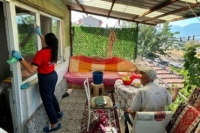 Denizli Büyükşehir Belediyesi Evde Bakım ve Sağlık Koordinasyon Merkezi, yaşlı,