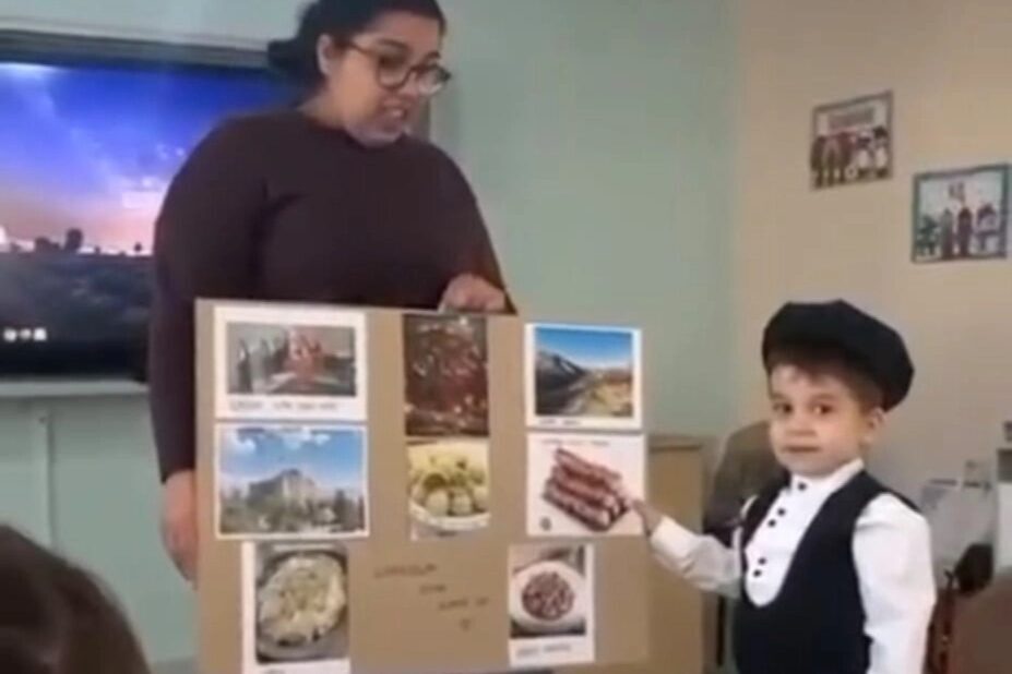Edirne'nin Keşan ilçesinde bir anaokulunda düzenlenen kültür etkinlikleri kapsamında hazırlanan