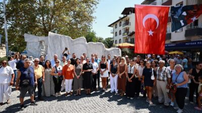 Efes Selçuklular, Kurtuluş Mücadelesi’nin dönüm noktalarından biri olan Büyük Taarruz’un