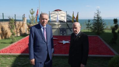 Cumhurbaşkanı Recep Tayyip Erdoğan ile MHP Genel Başkanı Devlet Bahçeli,