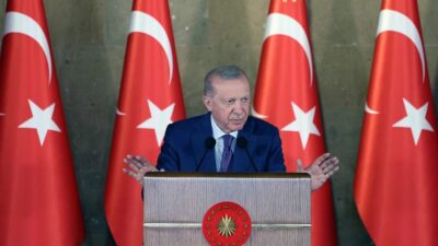 Cumhurbaşkanı Recep Tayyip Erdoğan, Kabine Toplantısı sonrası yaptığı açıklamada “Terörsüz