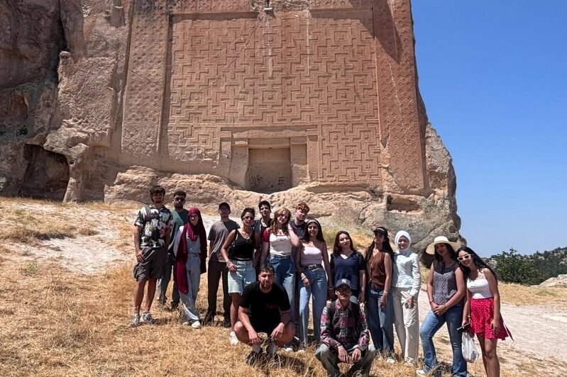 Eskişehir Büyükşehir Belediyesi, AIESEC Eskişehir iş birliğiyle Türkiye’ye gelen farklı