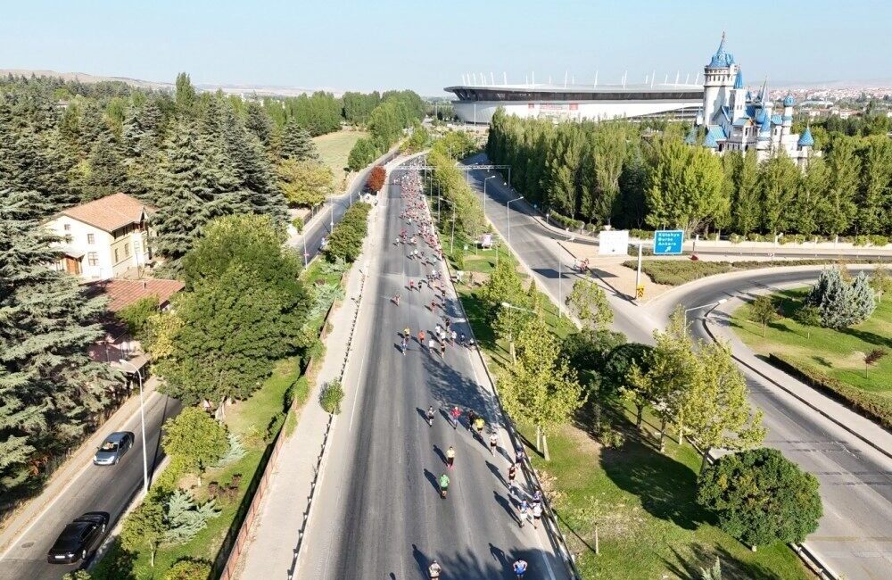 Eskişehir Büyükşehir Belediyesi tarafından düzenlenecek ETİ Lifalif Uluslararası Eskişehir Yarı