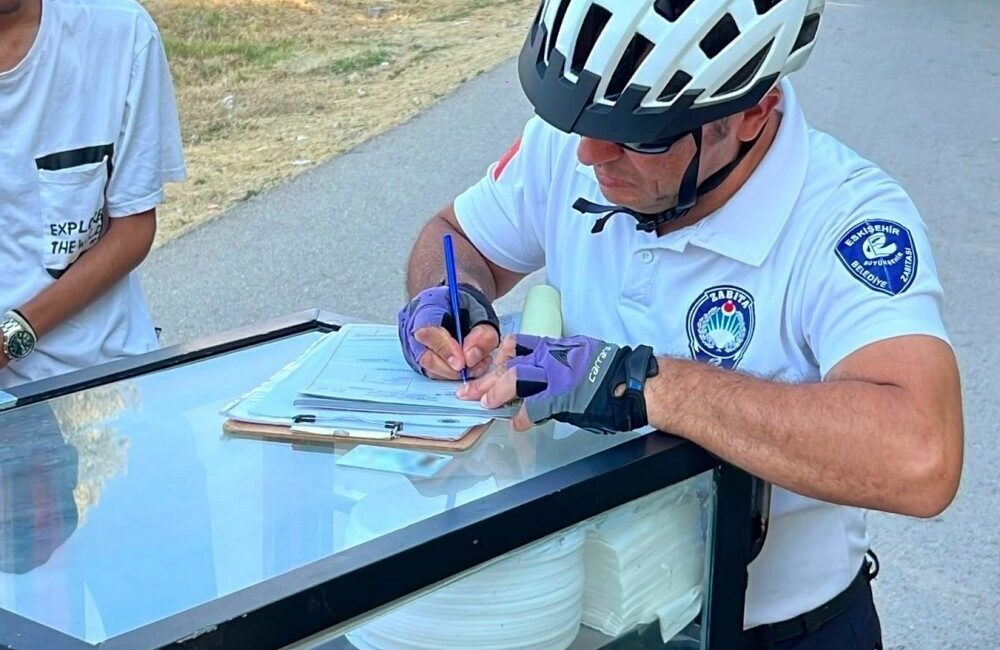 Eskişehir Büyükşehir Belediyesi Zabıta Dairesi Başkanlığı ekipleri, kent genelinde huzur,