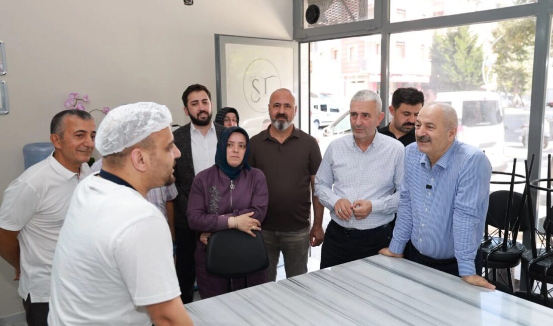 Gebze Belediye Başkanı Zinnur Büyükgöz, AK Parti Gebze İlçe Başkanı