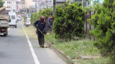 Giresun Belediyesi Temizlik İşleri Müdürlüğü ekipleri, kent genelinde temizlik ve