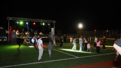 Kayseri Talas Belediyesi'nin farklı birimlerinde görev yapan çalışanlarından oluşan Grup