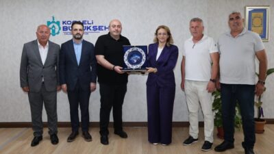 Gölcük’te düzenlenecek “Uluslararası Kafkas Folklor Etkinliği” kapsamında Kocaeli’ye gelen Gürcistan’ın