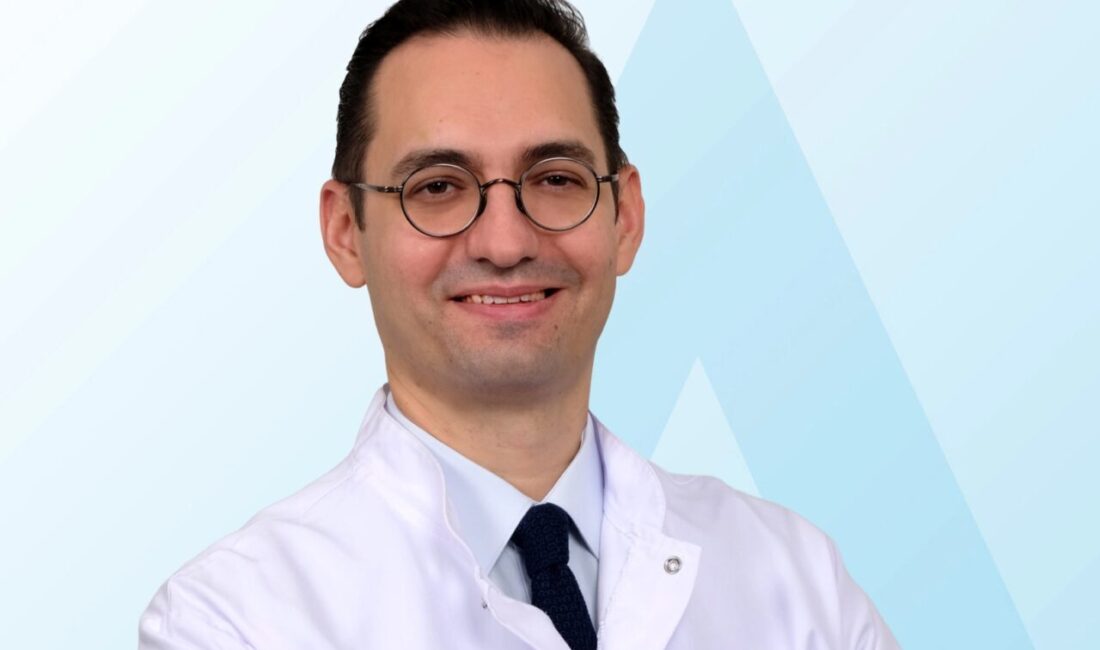 Saatlerce süren, sırta veya sağ omuza yayılan şiddetli karın ağrısı