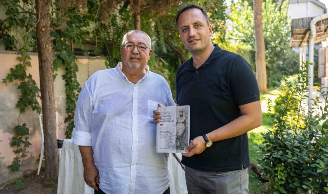 Bornova Belediyesi’nin ev sahipliğinde düzenlenen özel bir söyleşi ve imza