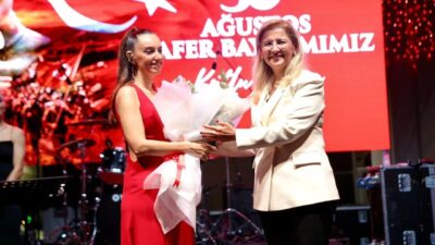 İstanbul Bakırköy’de 30 Ağustos Zafer Bayramı’nın 104. yıl dönümü, iki