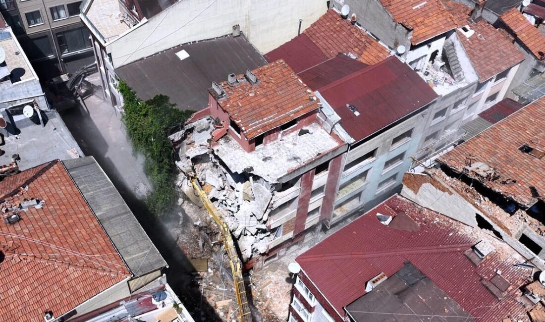 Çevre, Şehircilik ve İklim Değişikliği Bakanlığı'nın Yarısı Bizden kampanyasıyla İstanbul'da