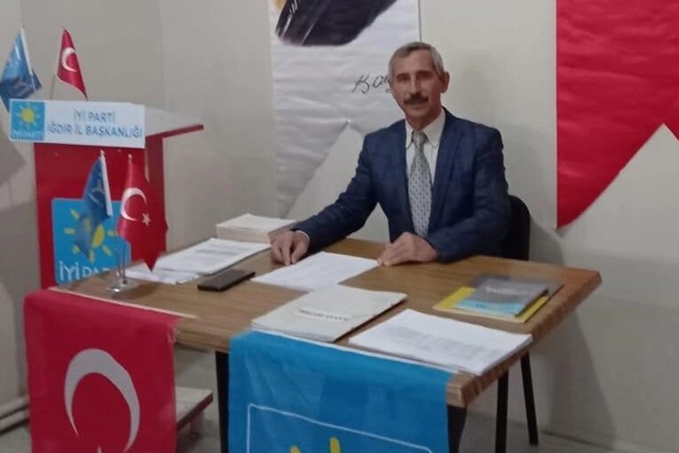 İYİ Parti Iğdır İl Başkanı Sadık Uca, sınır kapılarında yaşanan