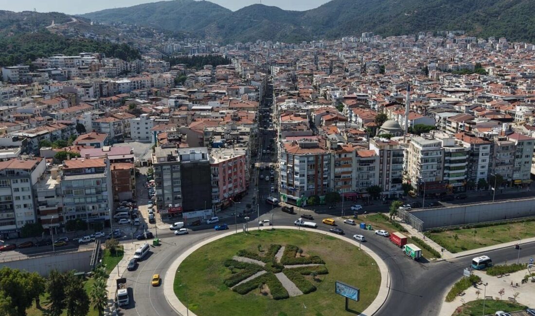 İzmir Büyükşehir Belediyesi, Balçova’nın ulaşım yükünü taşıyan Ata Caddesi, Vali