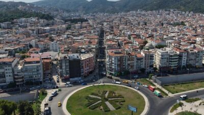 İzmir Büyükşehir Belediyesi, Balçova’nın ulaşım yükünü taşıyan Ata Caddesi, Vali