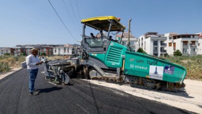 İzmir Büyükşehir Belediyesi, Bergama’nın ilçe merkezi ve kırsal mahallelerinde yol